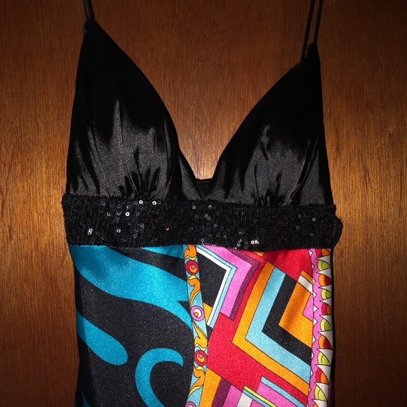 Dress - Picture 2 of 3